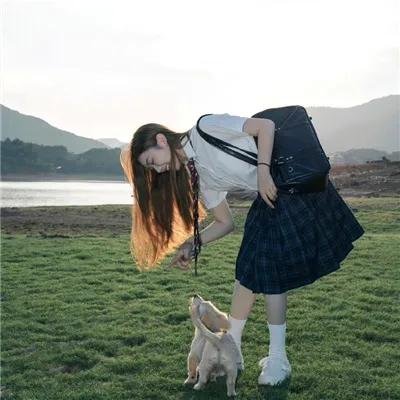 锦衣之下